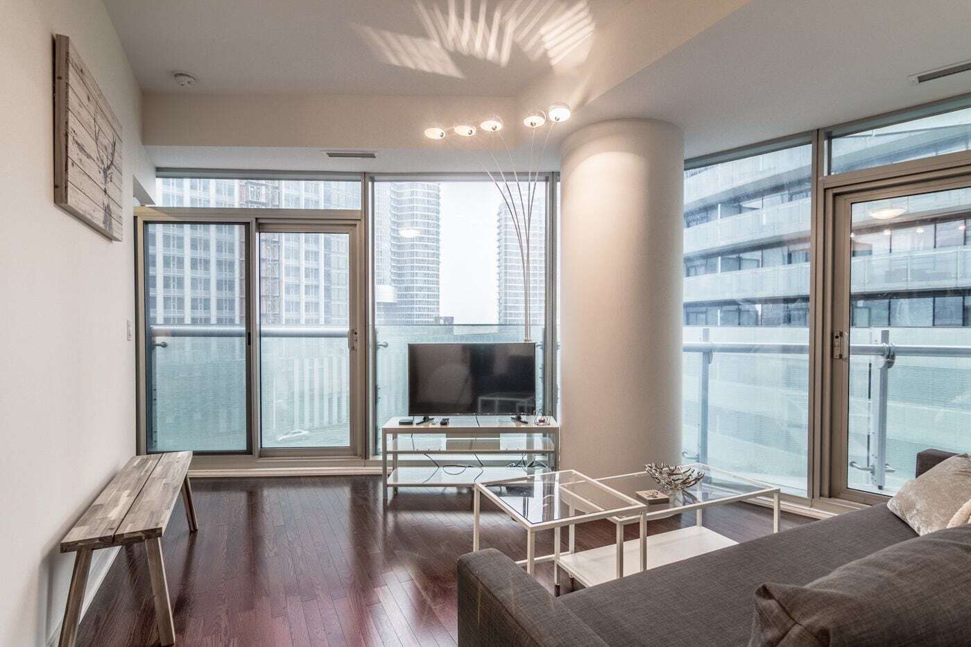 Aoc Suites - Two Bedroom Condo - City/Cn Tower View Toronto Kültér fotó