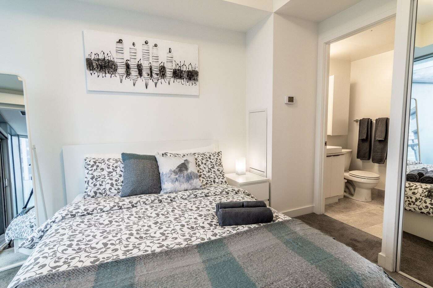 Aoc Suites - Two Bedroom Condo - City/Cn Tower View Toronto Kültér fotó